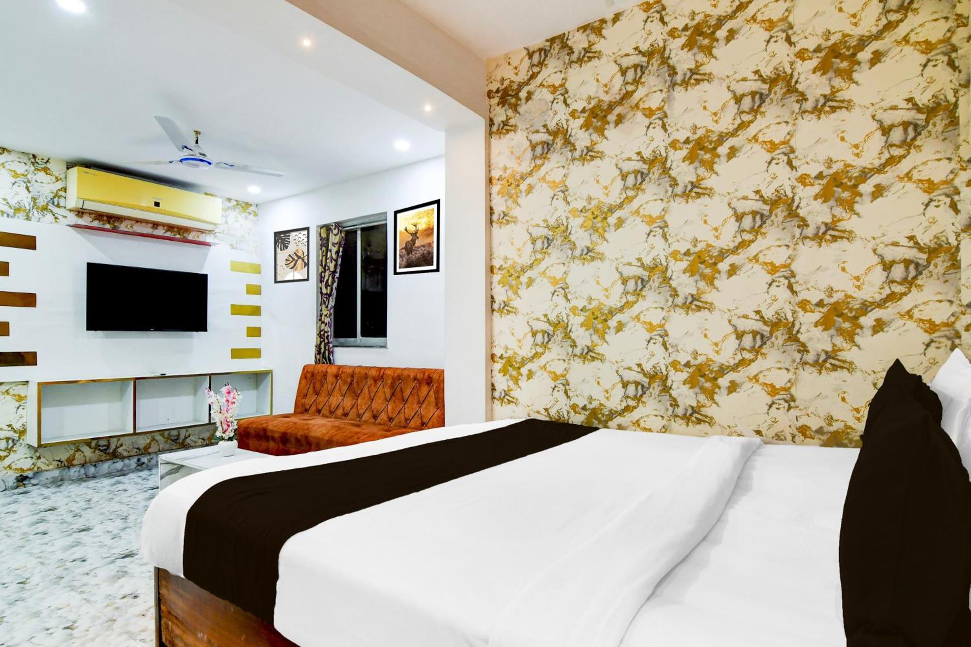 Hotel Super Collection O Circus Avenue Road Formerly Rockstar Kolkata